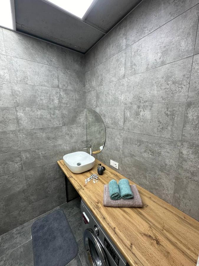 Medinahotelkz, # 105, вид на горы около арбата, Halal * Almaty
