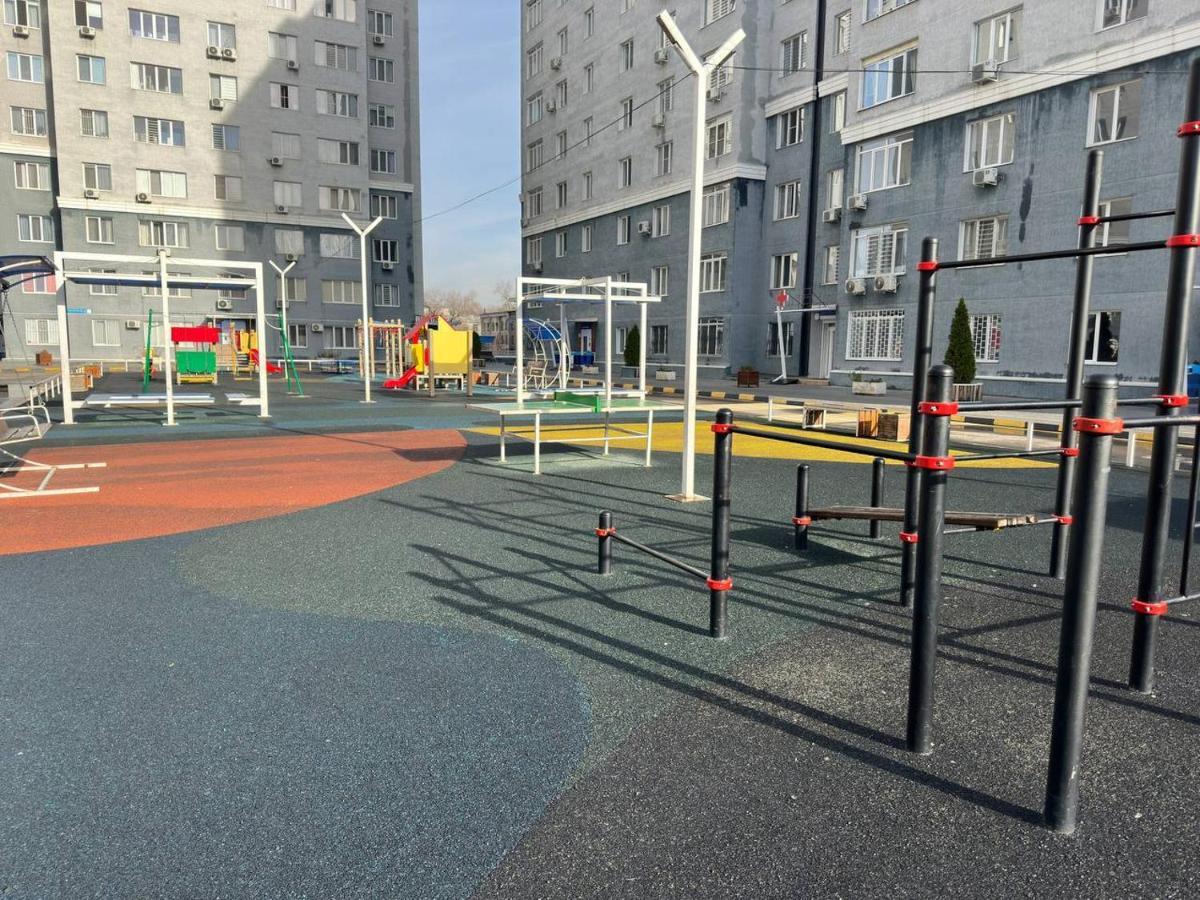 Medinahotelkz, # 105, вид на горы около арбата, Halal Apartment Almaty
