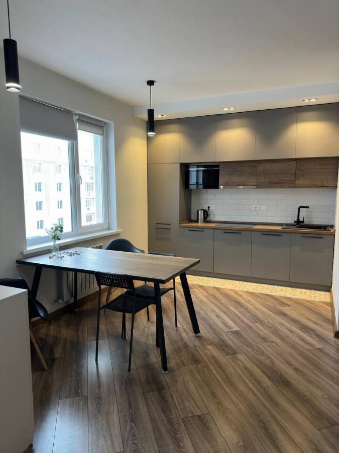 Medinahotelkz, # 105, вид на горы около арбата, Halal Apartment Almaty